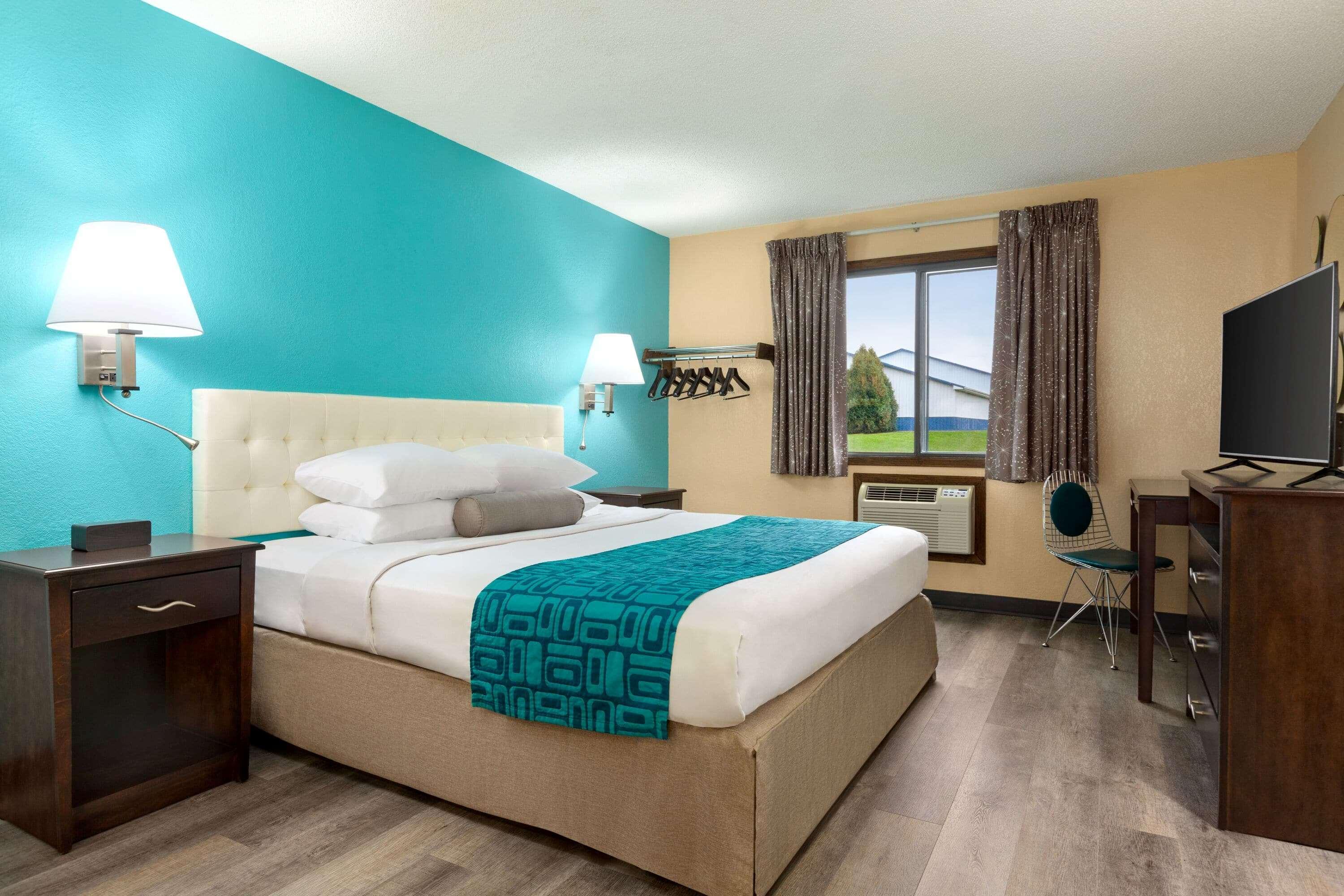 Howard Johnson By Wyndham Waterloo/Cedar Falls Eksteriør bilde